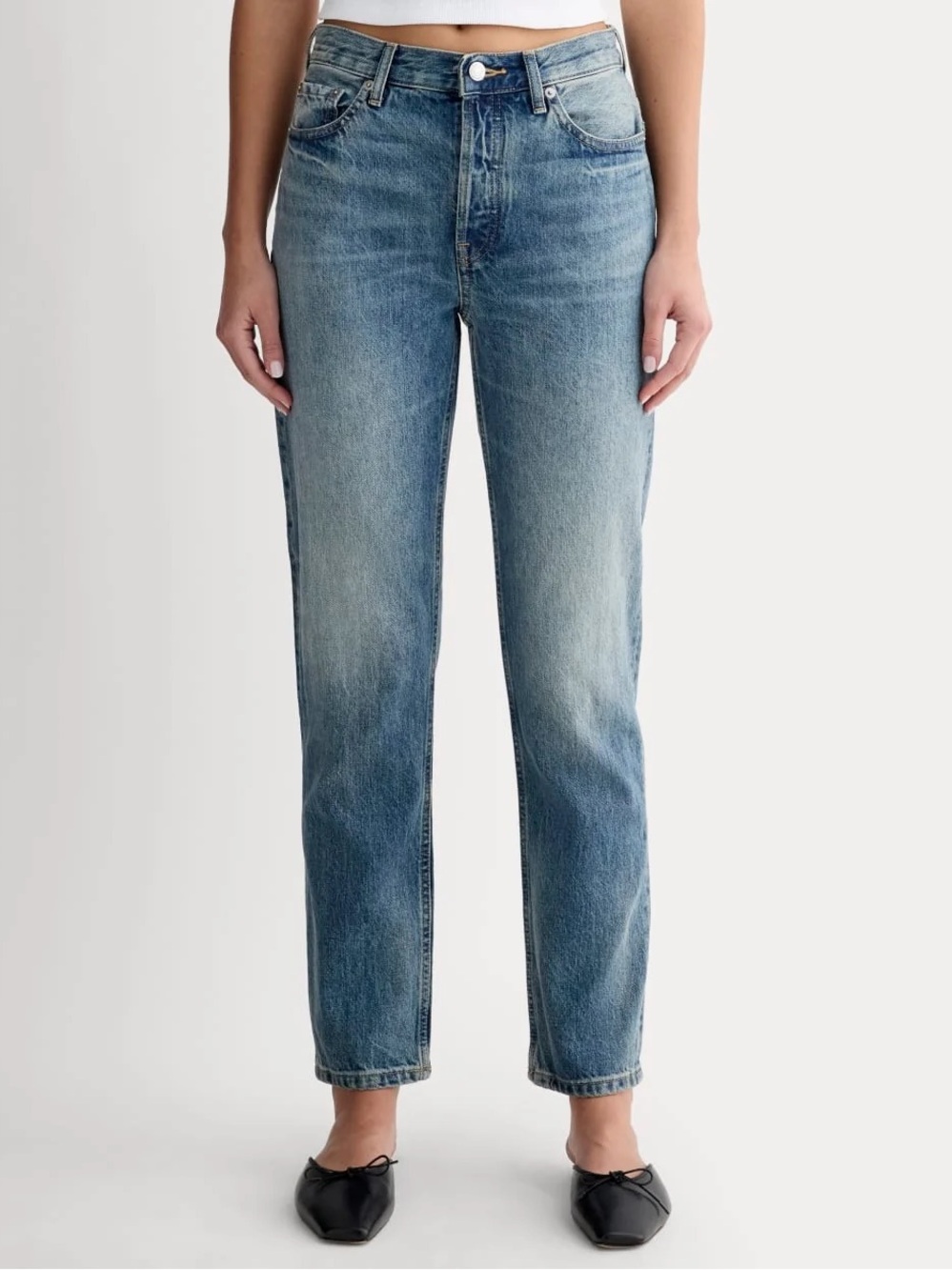 NWT Everlane The Curvy 90’s Cheeky Jean, size 30 crop, in vintage mid blue
